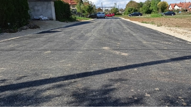 Više ulica dobilo novi asfalt u Petrovcu